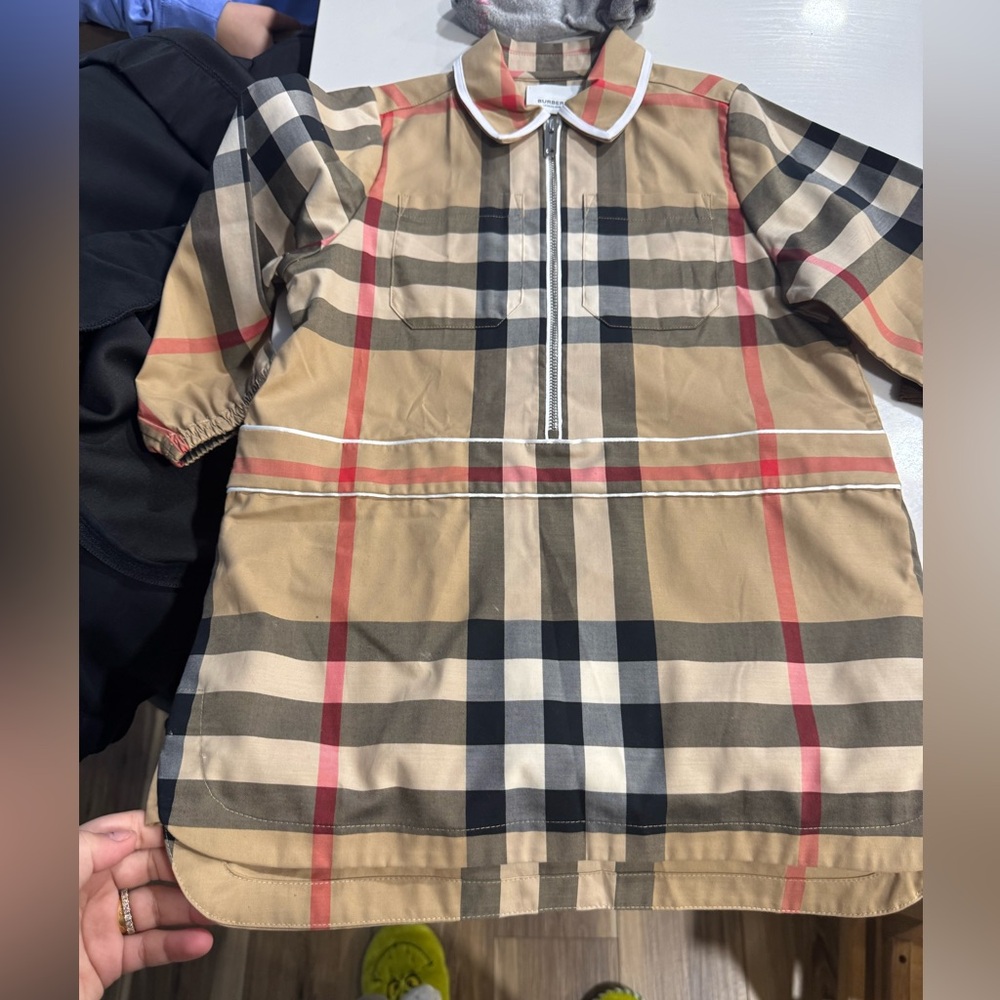 Burberry long sleeve girls checkered dress.. New without tags